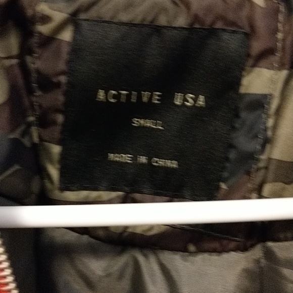 Jacket - Picture 2 of 2